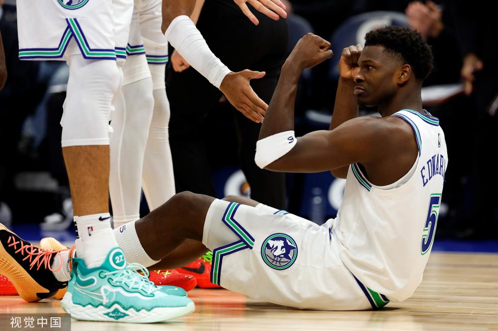 近尼克斯的 近尼克斯的