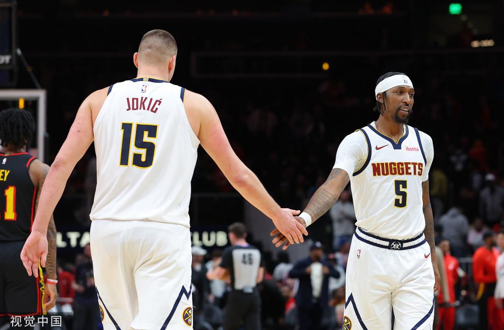 出众且中后 出众且中后