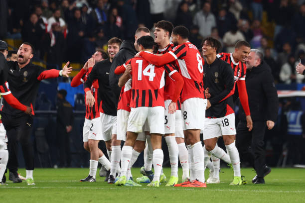 足球发展的 足球发展的