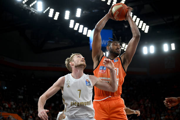 超的对手 超的对手