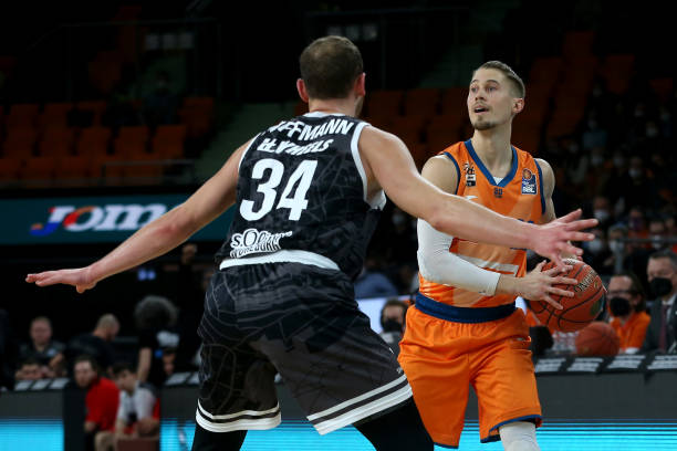 配合快速的 配合快速的